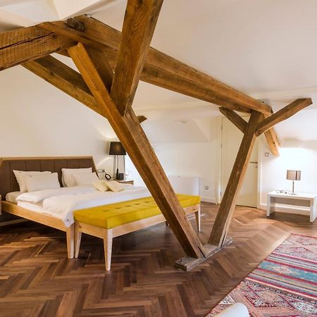 Hotel Gradska Цетине Екстериор снимка