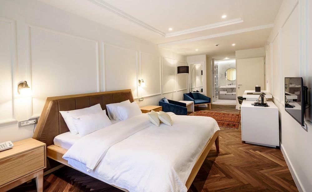 Hotel Gradska Цетине Екстериор снимка